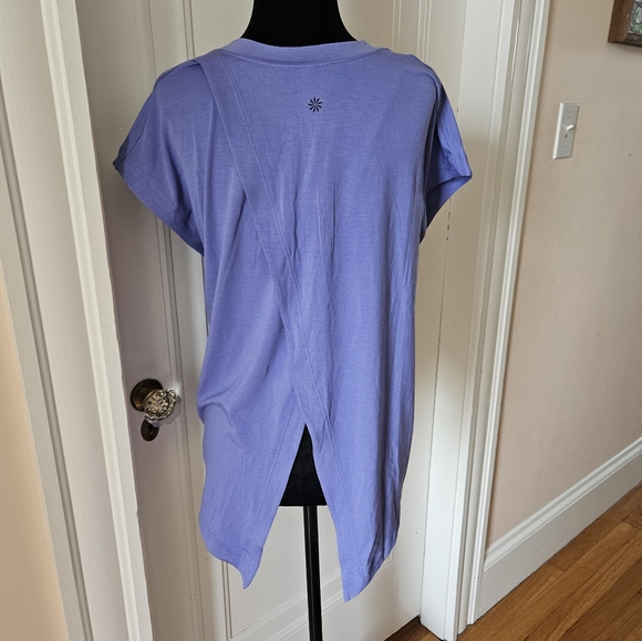 Athleta  Tee Shirt Explore Ample Essence - Picture 8 of 13